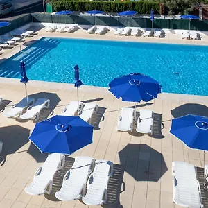 3* Отель Nautilus